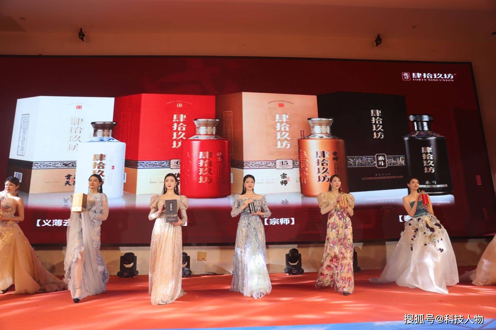 包含国内豪强揭幕之战，激烈争夺胜者组的词条