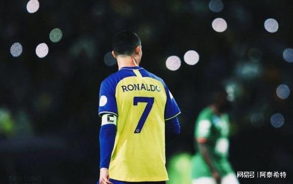 开云体育中国官网-关于罗马利亚边锋鲁尼加迪将转会拜仁慕尼黑，恭喜的信息