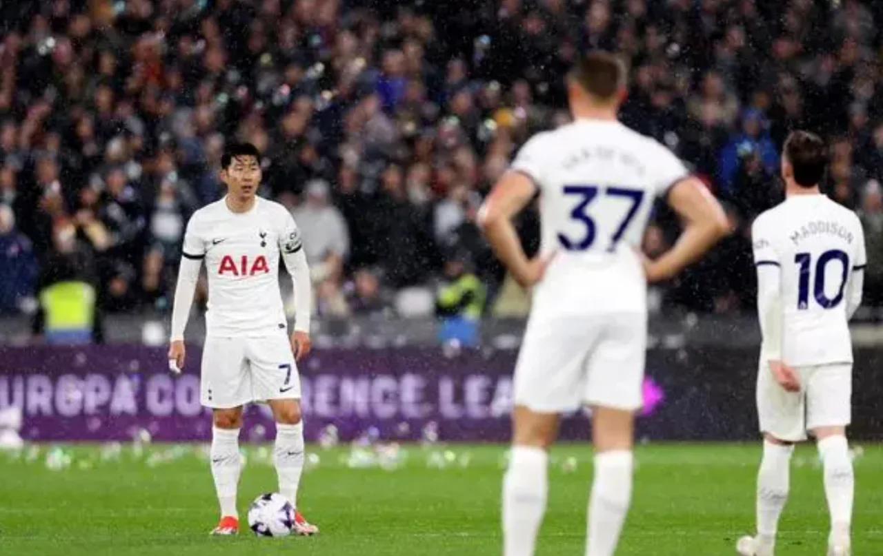 开云体育app-热刺主场失利，孙兴慜独造孤门，球迷唏嘘不已