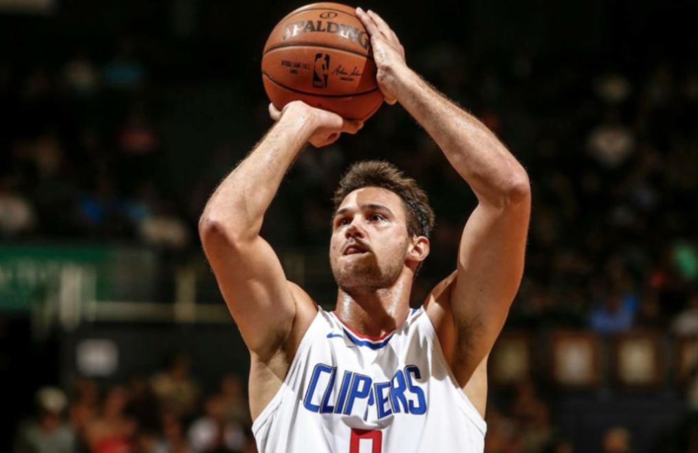 开云体育地址-安东尼分力挺开拓者取得胜利